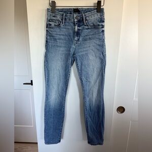 MOTHER The Looker Ankle Jeans in We The Animals Size 25